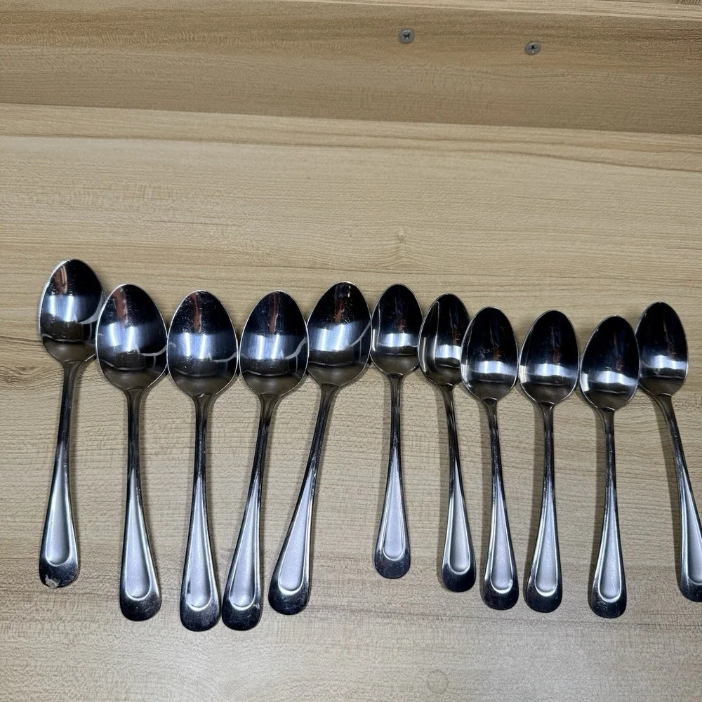 Oneida Stainless Flatware SATIN SAND DUNE 28Pc Service for 5 ***READ***